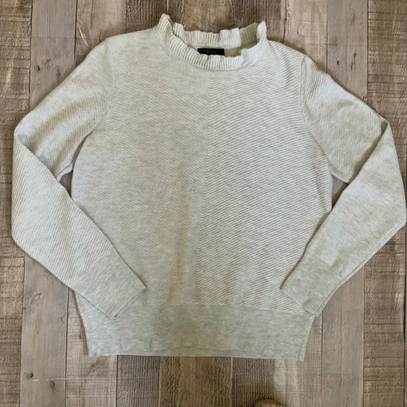 J Crew Cotton Wool Heather Light Grey Ruffle Neck Pull Over Sweater SZ S - Picture 8 of 12